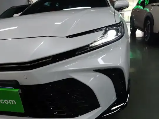 Toyota Camry 2026 (1600 км)