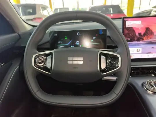 Geely Galaxy E5 2026 (1900 км)