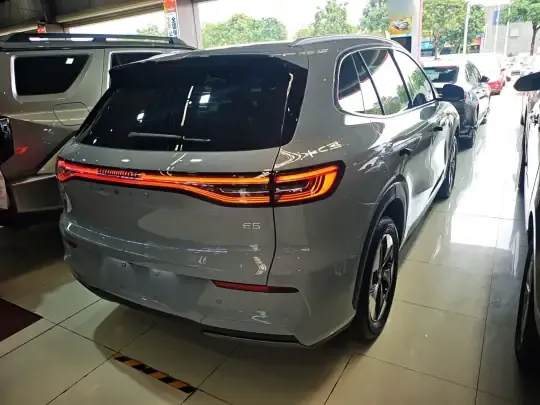 Geely Galaxy E5 2026 (900 км)
