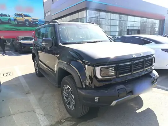 BAIC Off-Road BJ40 2026 (1100 км)