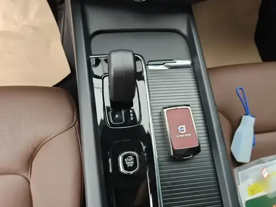 Volvo S60 2026 (4100 км)