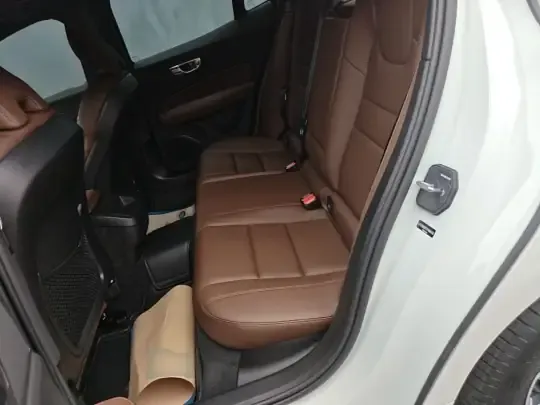 Volvo S60 2026 (4100 км)