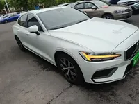 Volvo S60 2026 (4100 км)