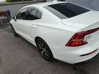 Volvo S60 2026 (4100 км)