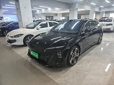 Nio ET5T 2025 (11399 км)