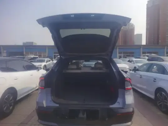 XPeng G7 2025 (4300 км)