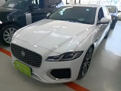 Jaguar XFL 2025 (27599 км)