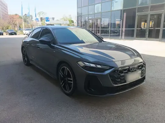 Audi A5L 2026 (2800 км)