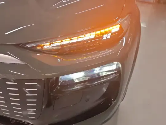 Audi Q6L e-tron 2026 (2300 км)
