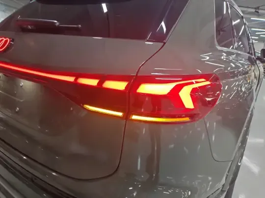 Audi Q6L e-tron 2026 (2300 км)