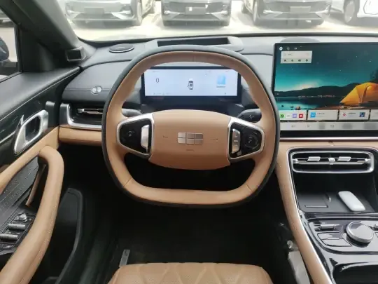 Geely Galaxy A7 2025 (7200 км)