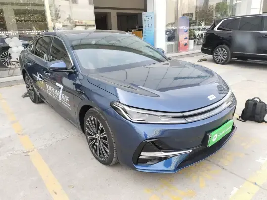 Geely Galaxy A7 2025 (7200 км)