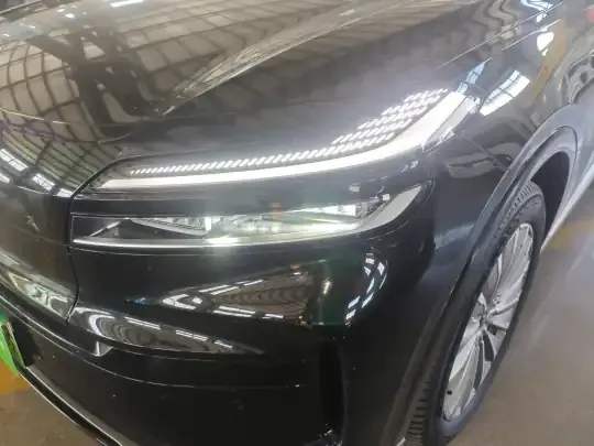 ONVO Luxeed L90 2025 (9300 км)