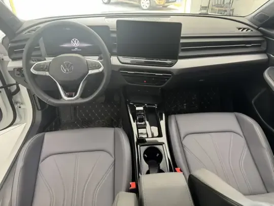 Volkswagen Lamando 2026 (3300 км)