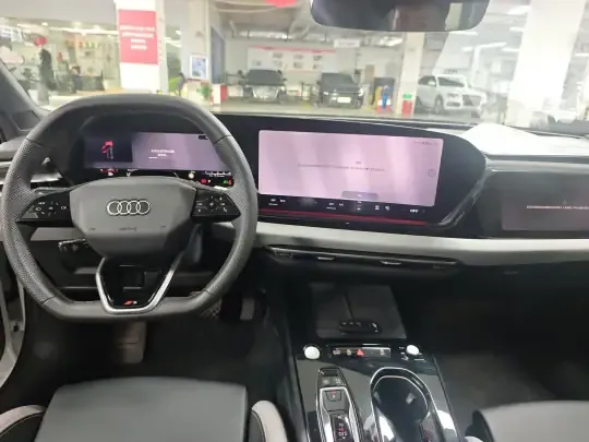 Audi A5L 2026 (5900 км)