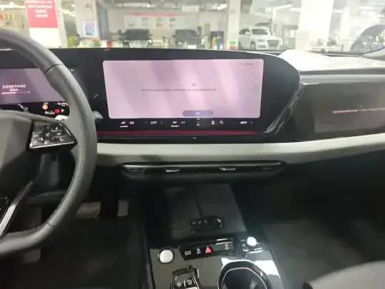 Audi A5L 2026 (5900 км)