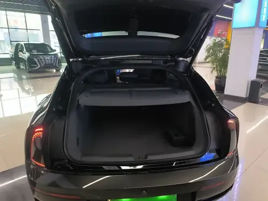 Audi E5 Sportback 2026 (1800 км)