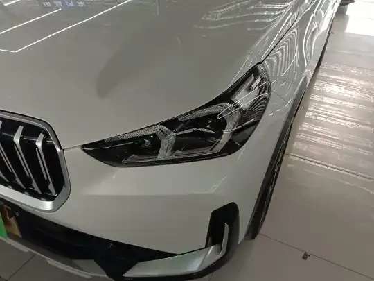 BMW X1 2025 (5500 км)