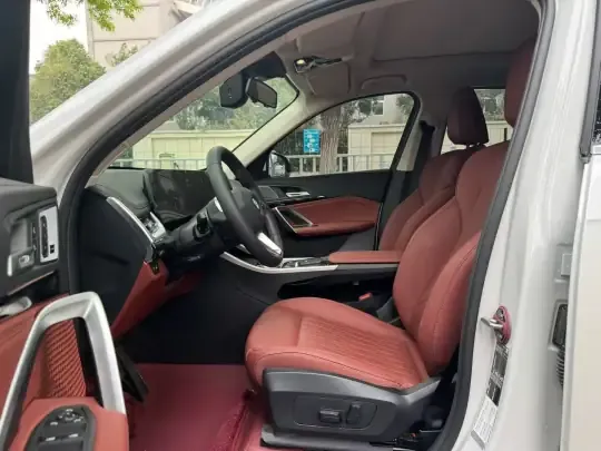 BMW X1 2025 (5500 км)