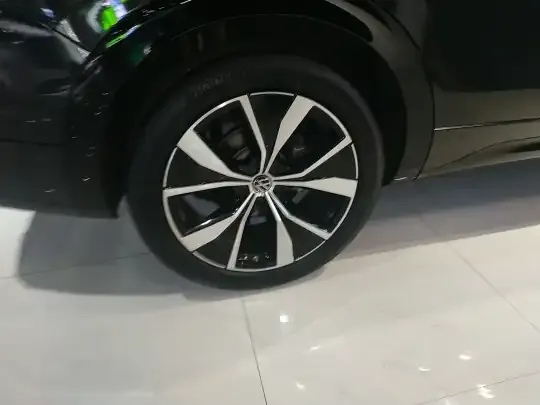 Volkswagen Tavendor 2025 (700 км)
