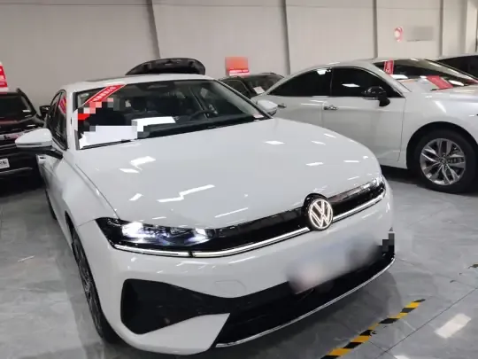 Volkswagen Sagitar 2026 (1900 км)