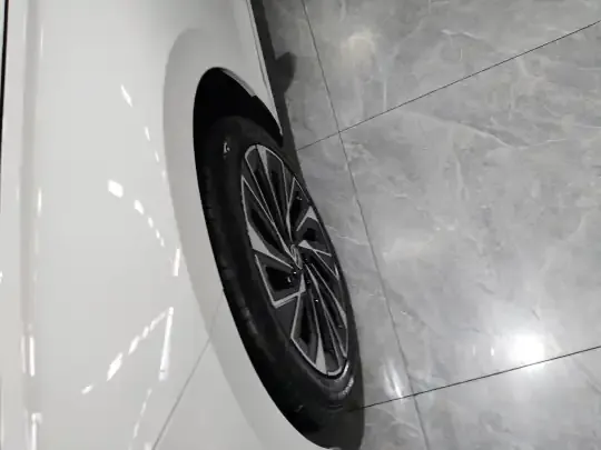 Volkswagen Sagitar 2026 (1900 км)
