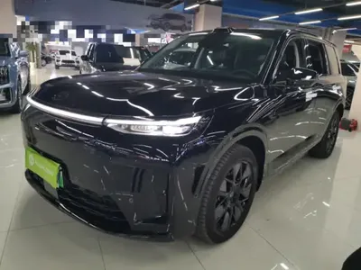 GAC Trumpchi S9 2025 (9500 км)
