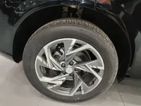 Hongqi HS3 PHEV 2025 (1400 км)
