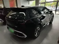Hongqi HS3 PHEV 2025 (1400 км)