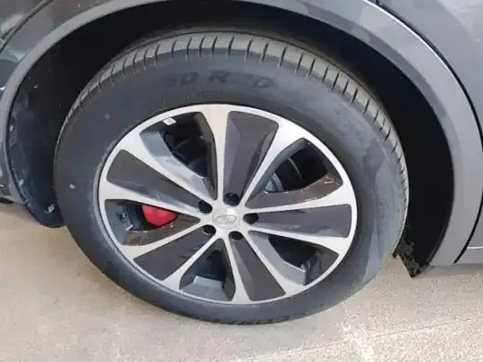 Hima Luxeed R7 2026 (7900 км)