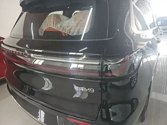 Geely Galaxy M9 2025 (100 км)