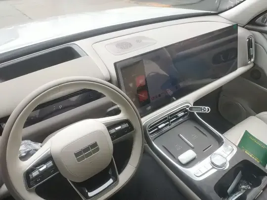 Geely Galaxy M9 2025 (1000 км)
