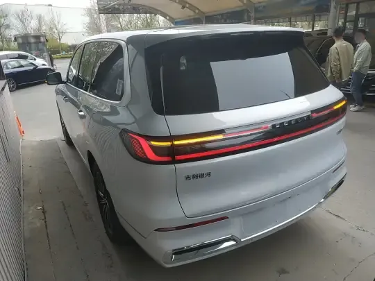 Geely Galaxy M9 2025 (1000 км)