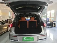 Geely Galaxy M9 2025 (10800 км)