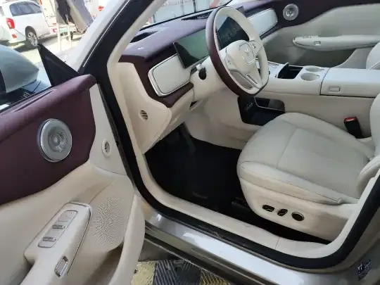 VOYAH COURAGE 2025 (8000 км)