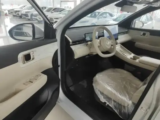 Wuling Xingguang S 2025 (100 км)