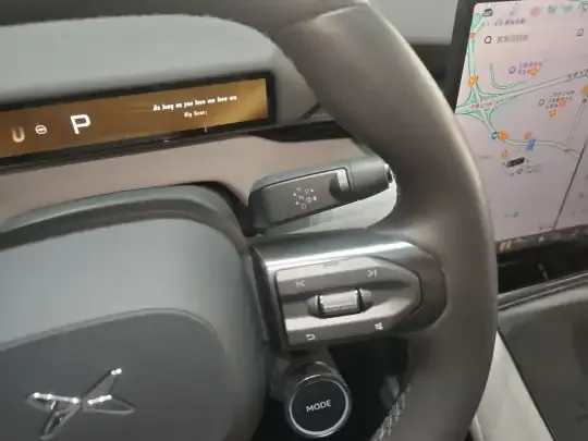 XPeng P7 2025 (2500 км)