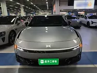 XPeng P7 2025 (7700 км)
