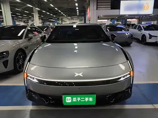 XPeng P7 2025 (7700 км)