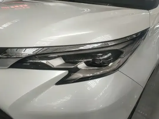 Toyota SIENNA 2026 (7400 км)