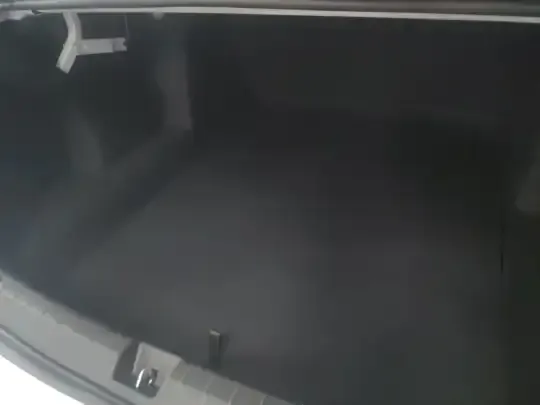 BYD Qin PLUS  (15300 км)