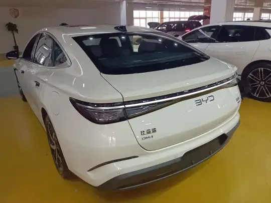 BYD Seal 07 DM-i 2026 (1100 км)