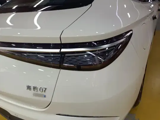 BYD Seal 07 DM-i 2026 (1100 км)