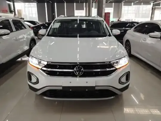 Volkswagen T-ROC 2026 (100 км)