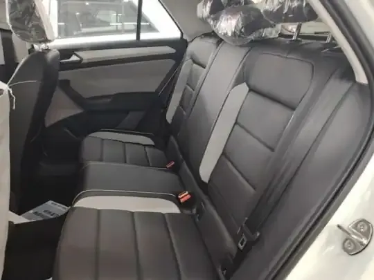 Volkswagen T-ROC 2026 (100 км)