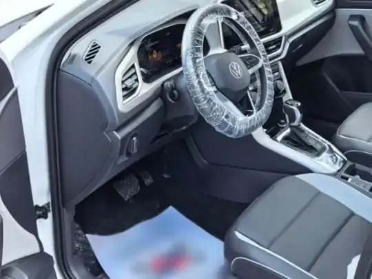 Volkswagen T-ROC 2026 (100 км)