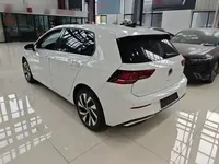 Volkswagen Golf 2026 (400 км)