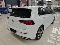 Volkswagen Golf 2026 (400 км)