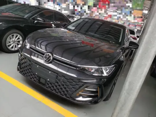 Volkswagen Passat 2026 (2100 км)