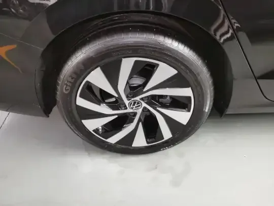 Volkswagen Passat 2026 (2100 км)